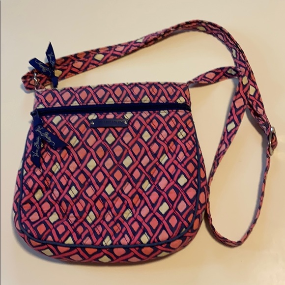 Vera Bradley Handbags - Vera Bradley Crossbody Bag